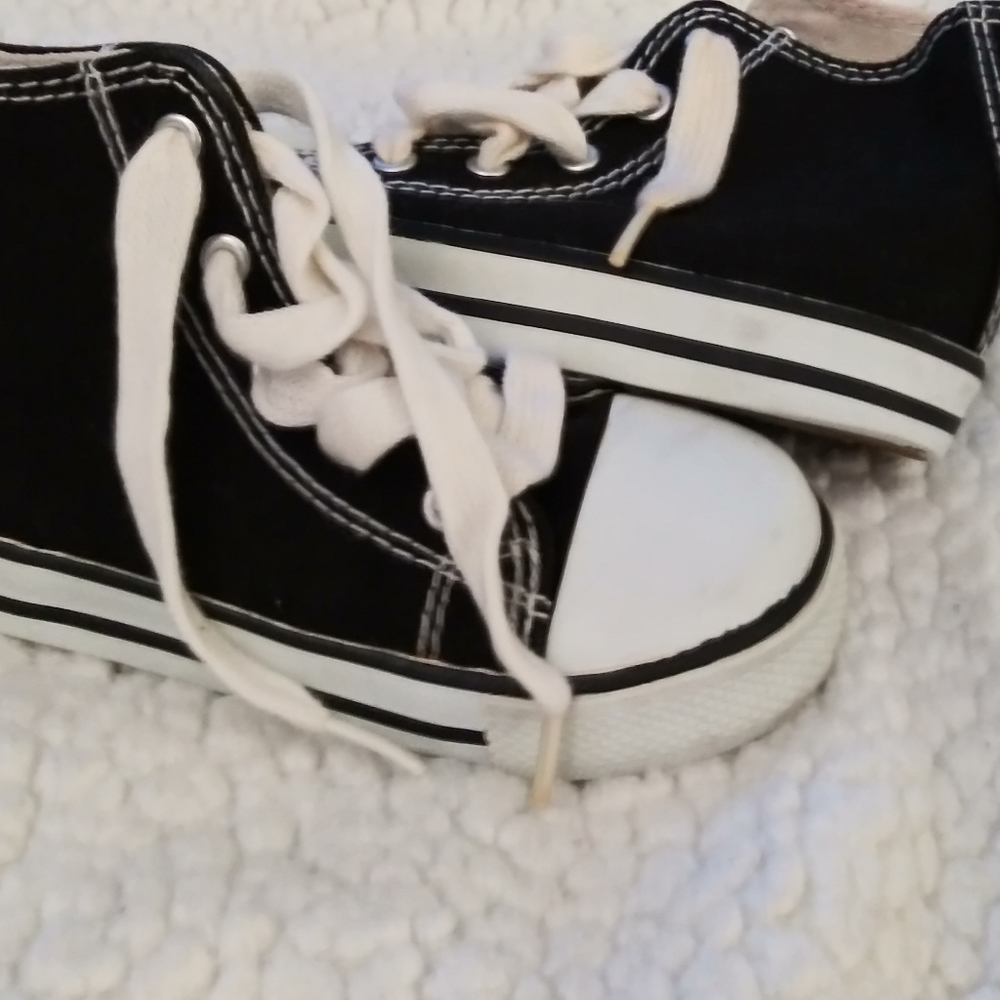 Toddler high top sneakers